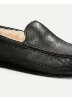 UGG Men's Ascot Leather Slippers NEW Without Box
